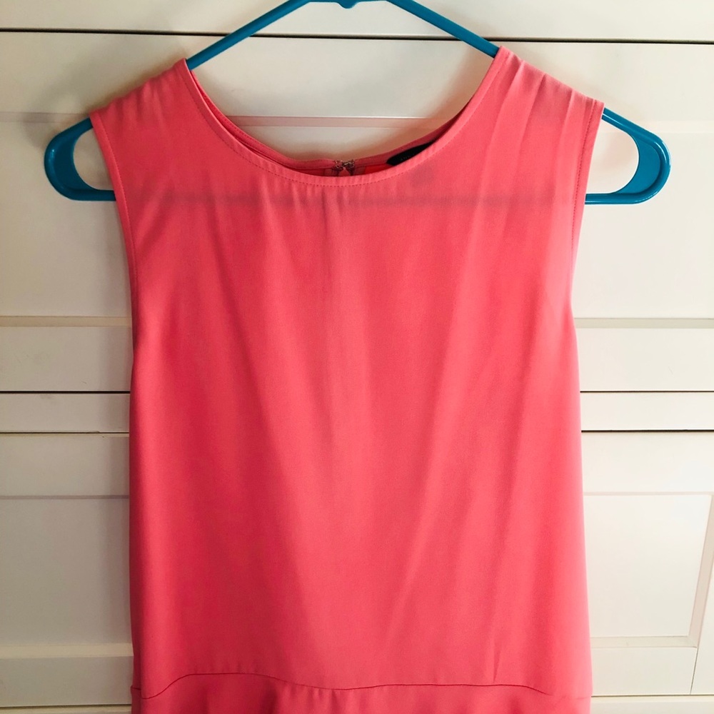 Ann Taylor pink sleeveless blouse